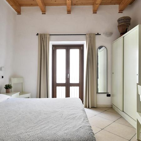 Bed and Breakfast Al Vicoletto - Genuine Hospitality Тортоли Экстерьер фото