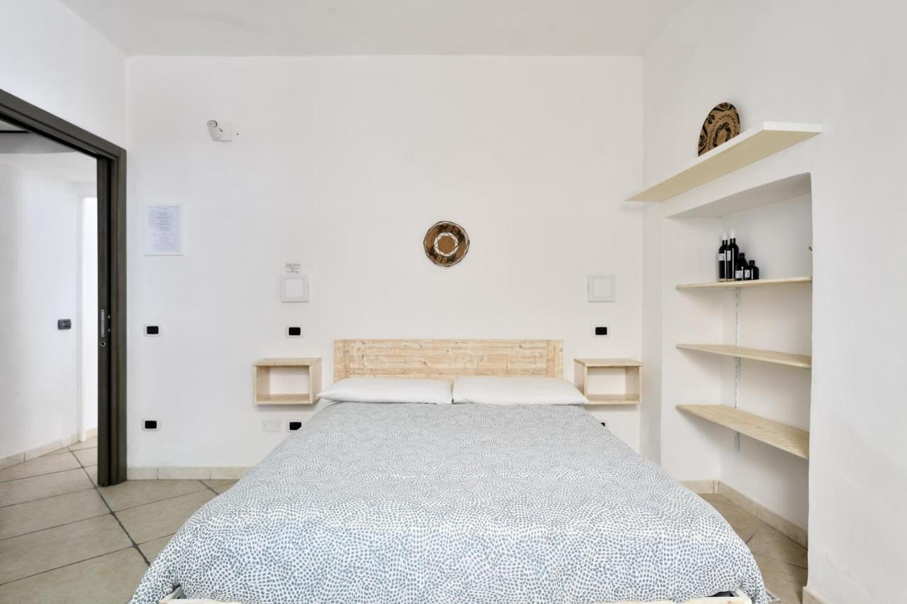 Bed and Breakfast Al Vicoletto - Genuine Hospitality Тортоли Экстерьер фото